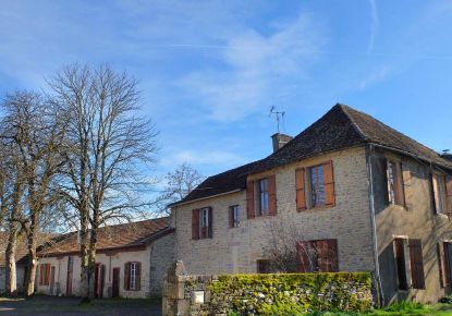 vente Corps de ferme Parisot