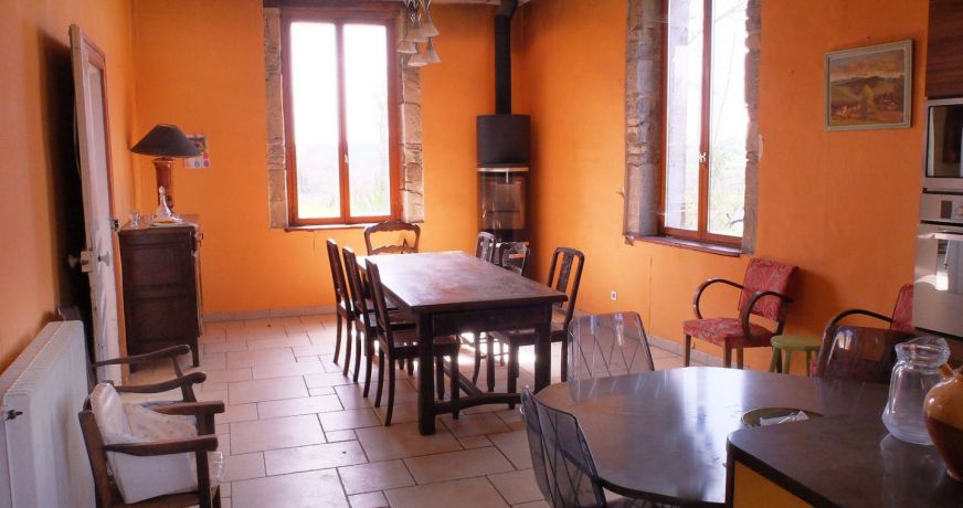 vente Corps de ferme Parisot