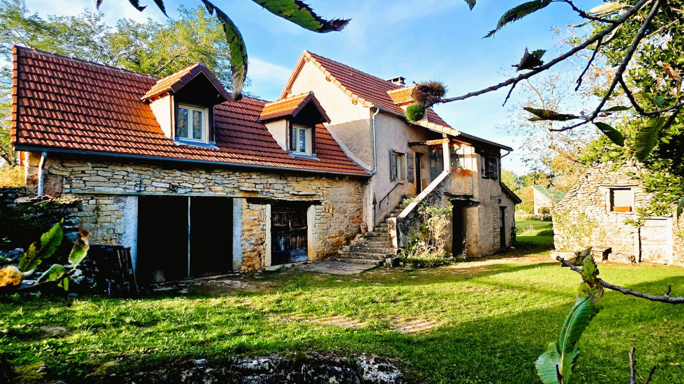 vente Maison à rénover Loze - Photo 2