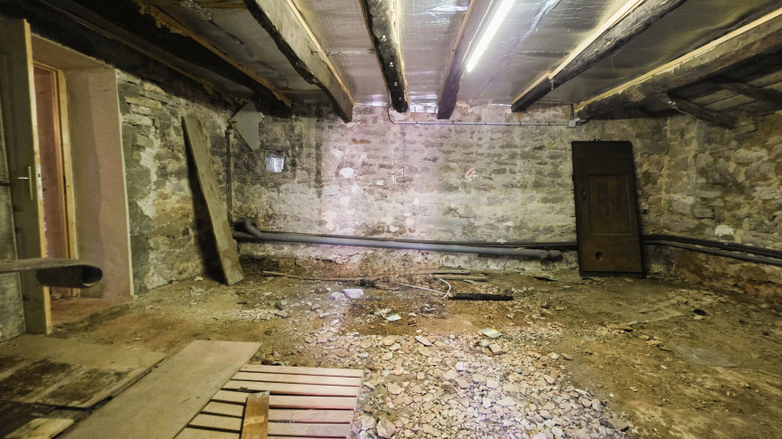 vente Maison à rénover Loze - Photo 17