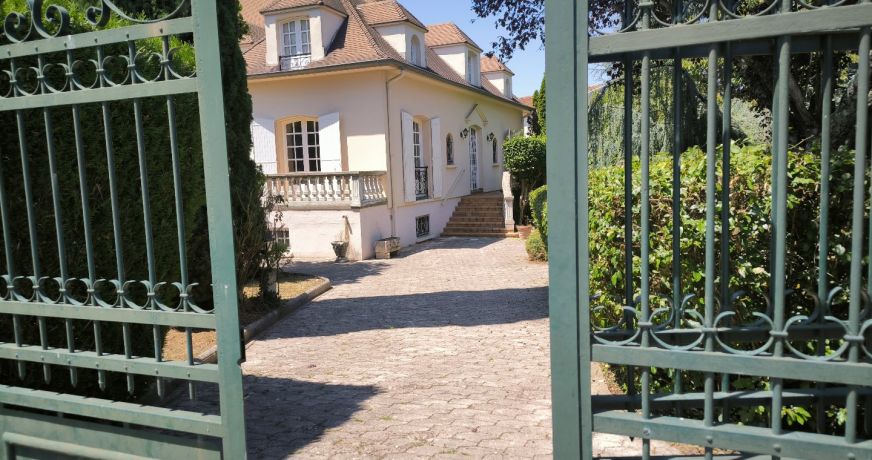vente Maison bourgeoise Ferrieres Sur Ariege