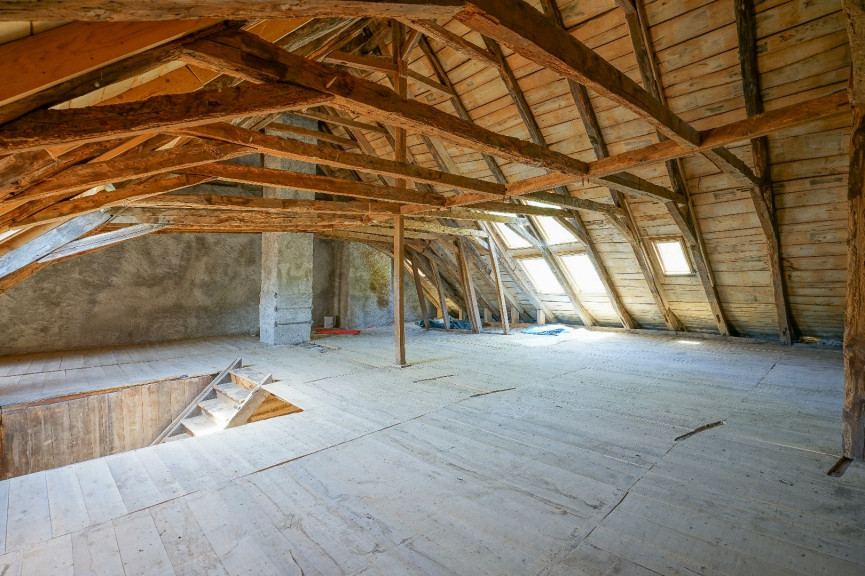 sale Maison à rénover Saint Geniez D'olt - Photo 10