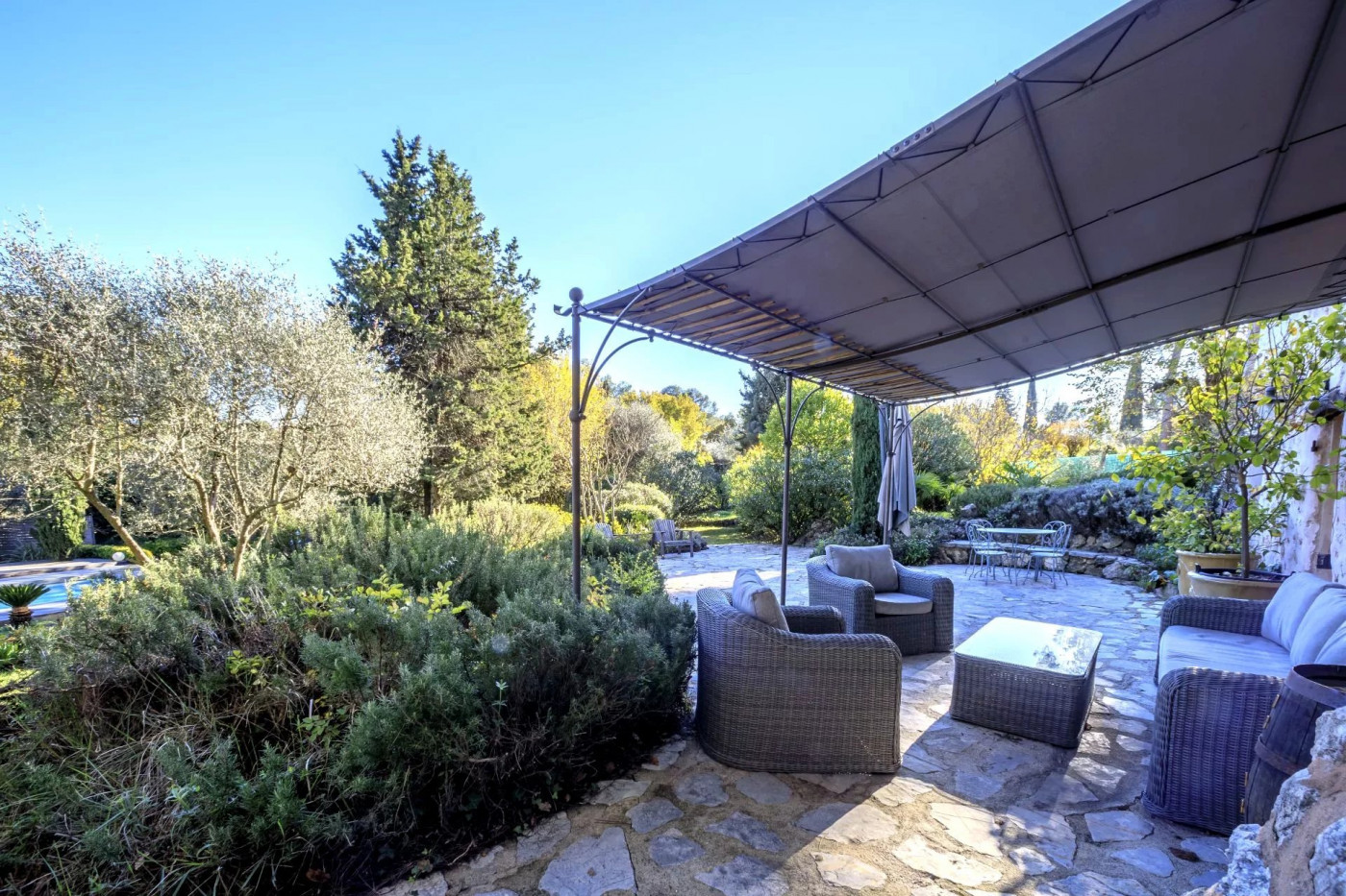 sale Maison Roquefort-les-pins - Photo 12