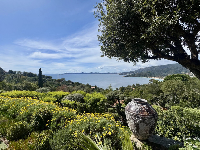 vente Maison Le Lavandou - Photo 1