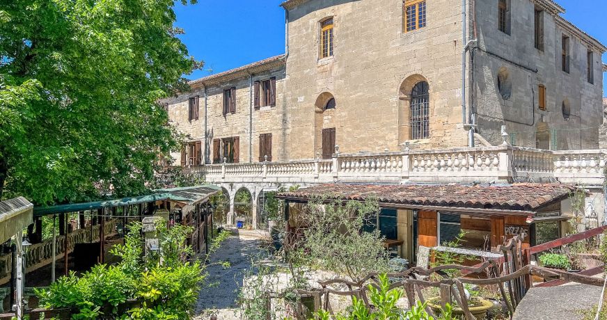 vente Hôtel Barjac