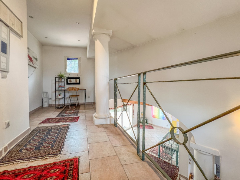 vente Villa Saint Esteve Janson - Photo 12