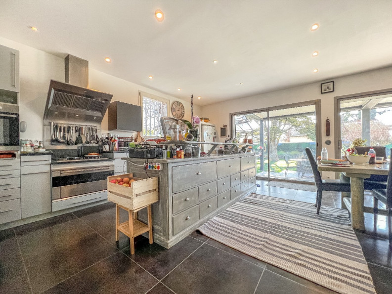 sale Maison L'isle Sur La Sorgue - Photo 1