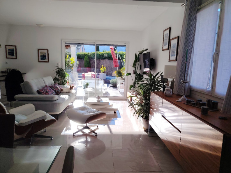 vente Maison Maubec - Photo 3