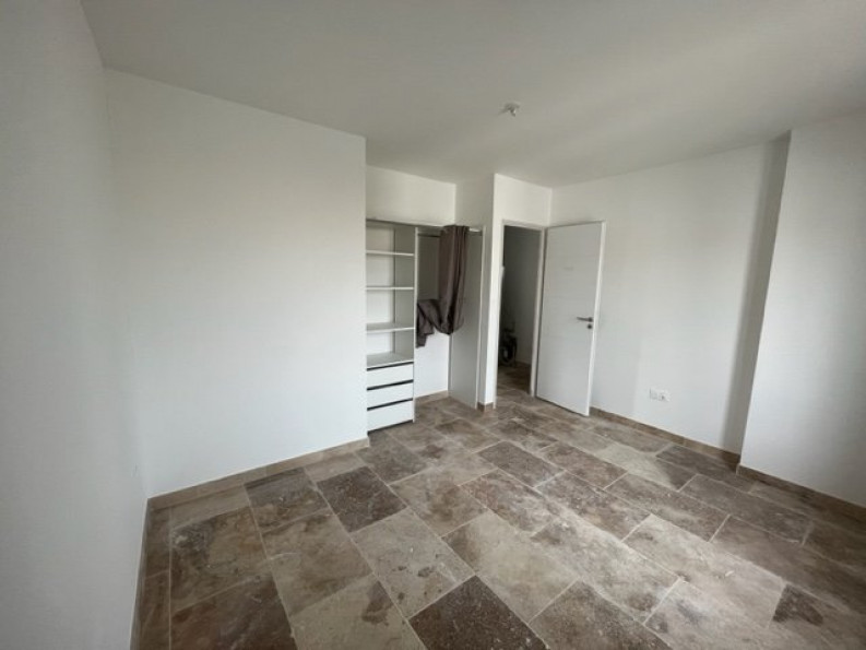 location Appartement Cavaillon - Photo 3