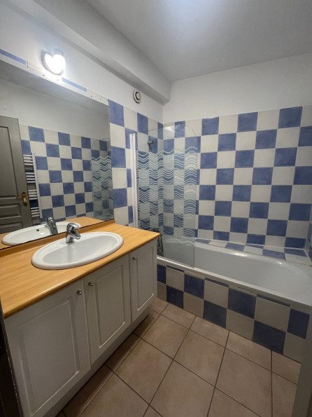 location Appartement Orange - Photo 8