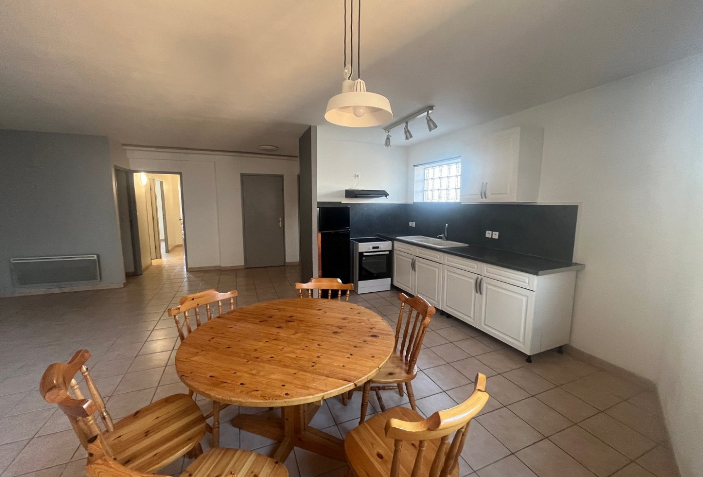 location Appartement Orange - Photo 5