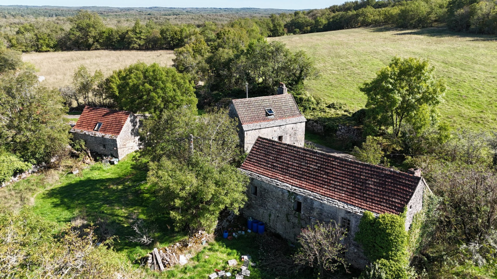 vente Maison Cenevieres - Photo 1