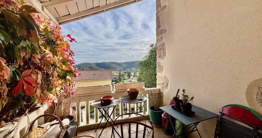 vente Maison de village Lamagdelaine