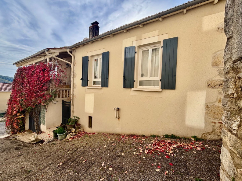 vente Maison de village Lamagdelaine - Photo 1