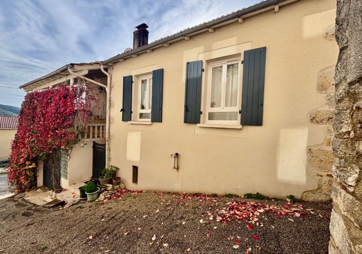 sale Maison de village Lamagdelaine