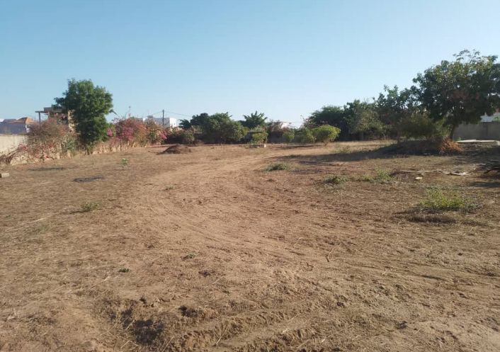 à vendre Terrain constructible Saly