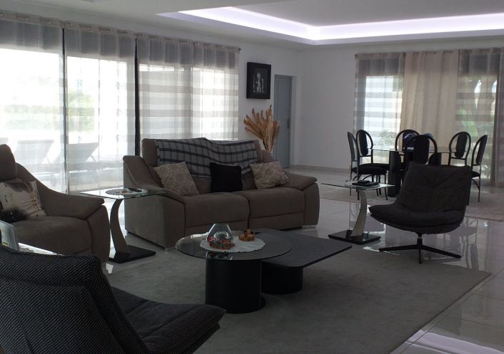 à vendre Maison et dépendances Nguerigne