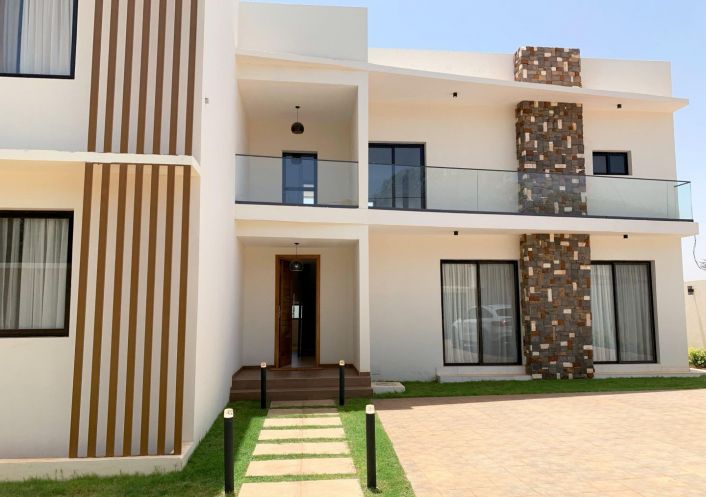 à vendre Maison contemporaine Nguerigne