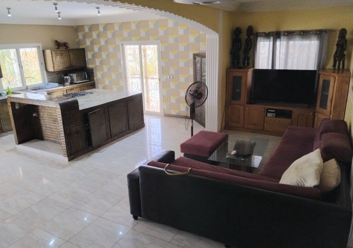 à vendre Maison et dépendances Ngaparou