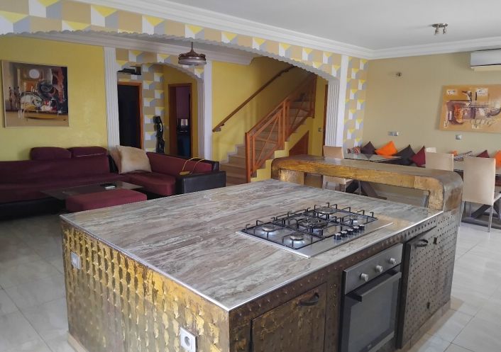 à vendre Maison et dépendances Ngaparou