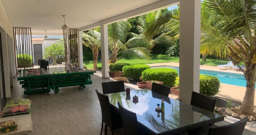 location Maison et dépendances Nguerigne