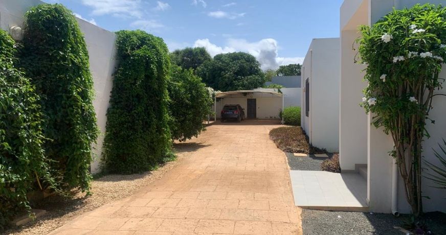 location Maison et dépendances Nguerigne