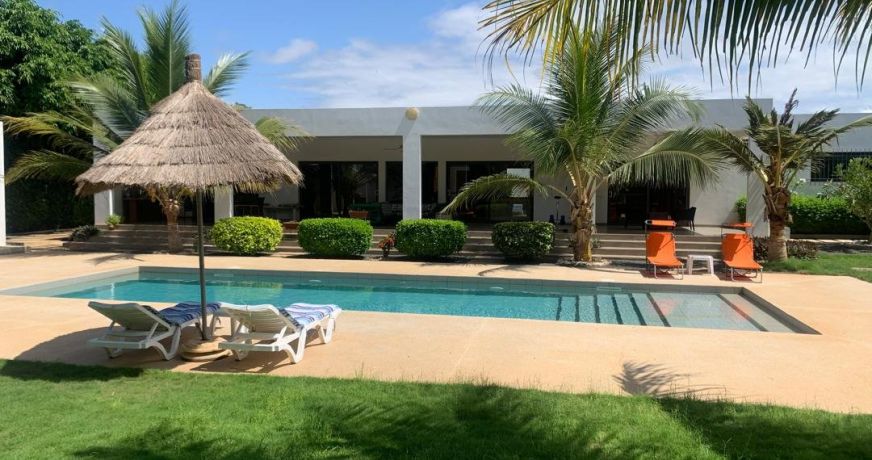 location Maison et dépendances Nguerigne