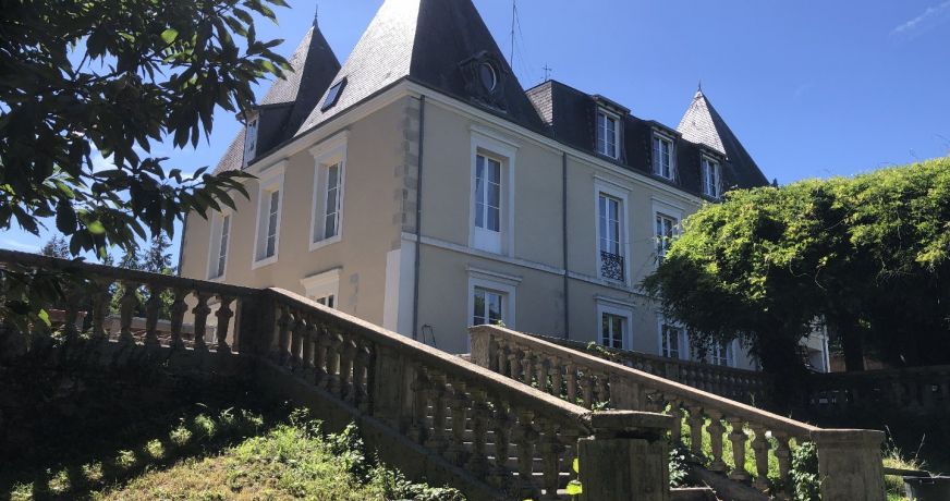 vente Château Chateauneuf La Foret