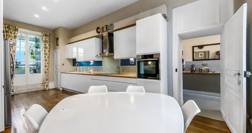 vente Maison bourgeoise Ernee