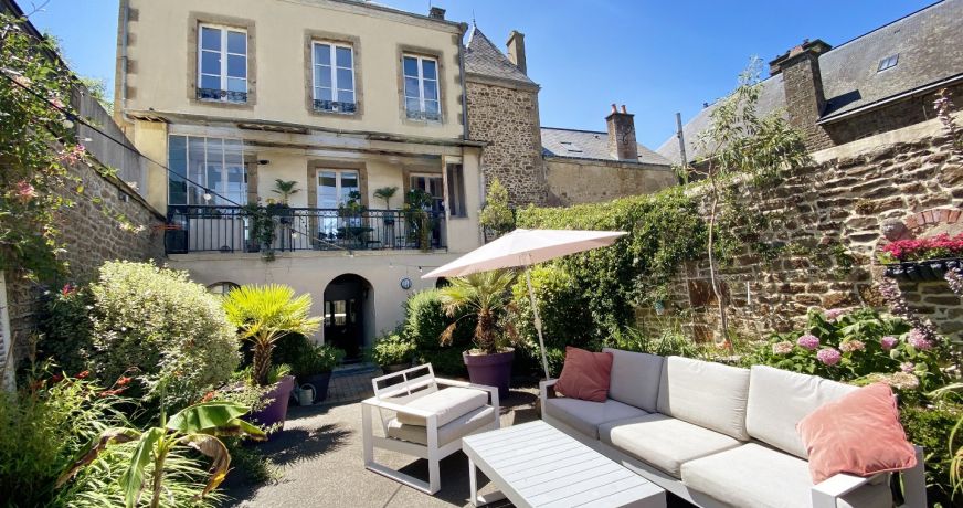 vente Maison bourgeoise Ernee