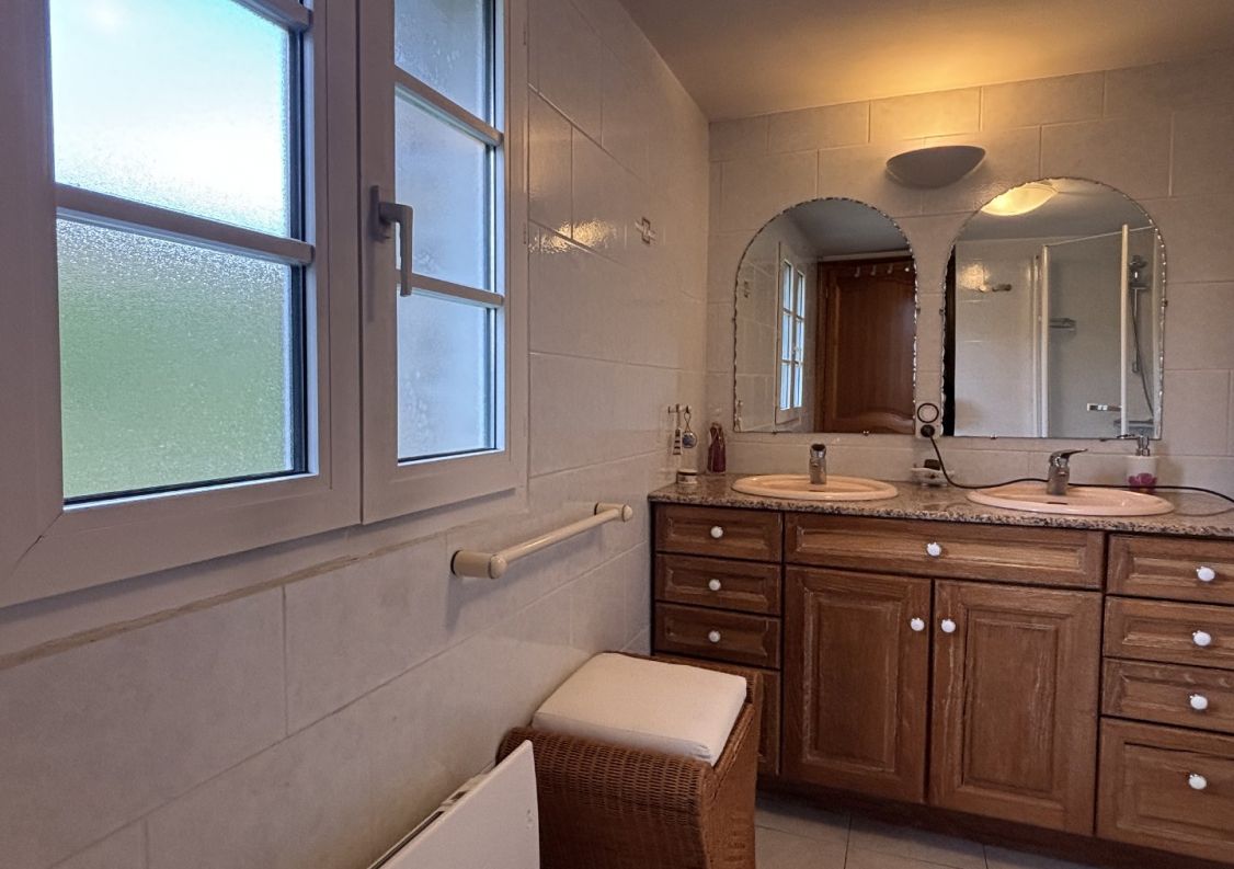 vente Corps de ferme Scaer