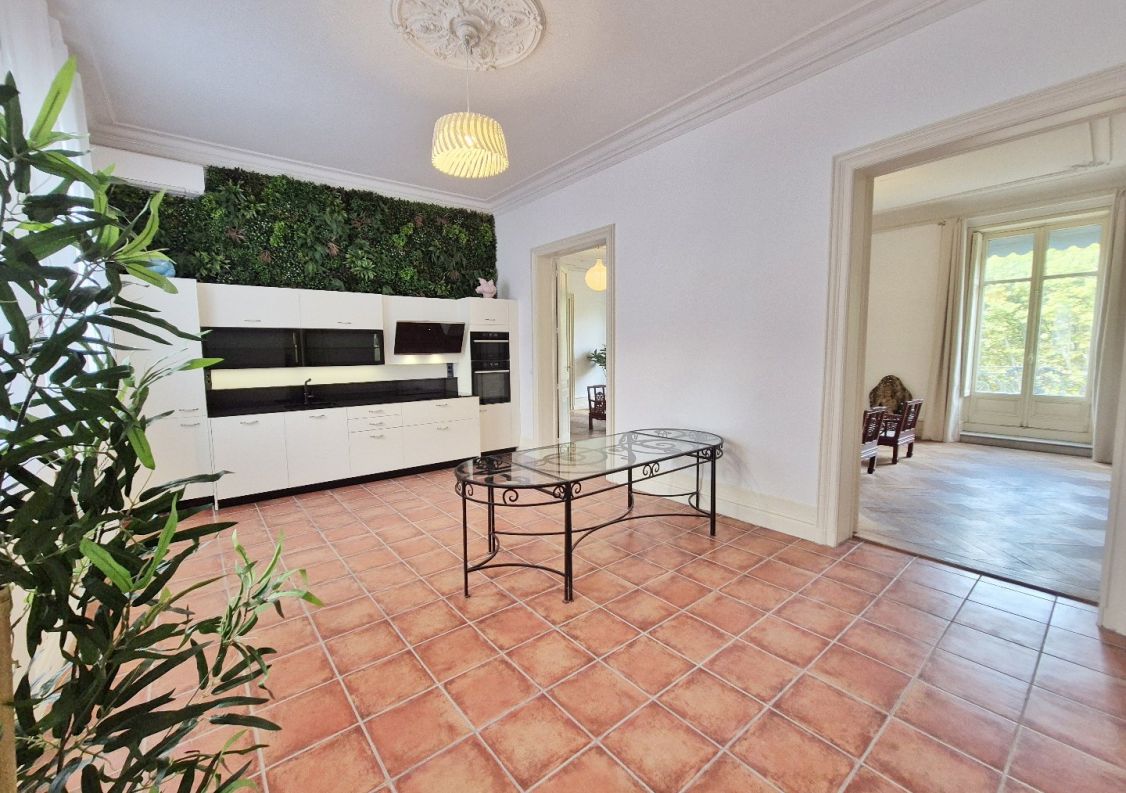 vente Appartement haussmannien Beziers