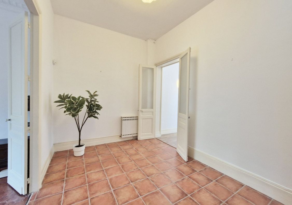 vente Appartement haussmannien Beziers