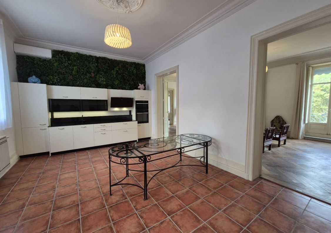 vente Appartement haussmannien Beziers
