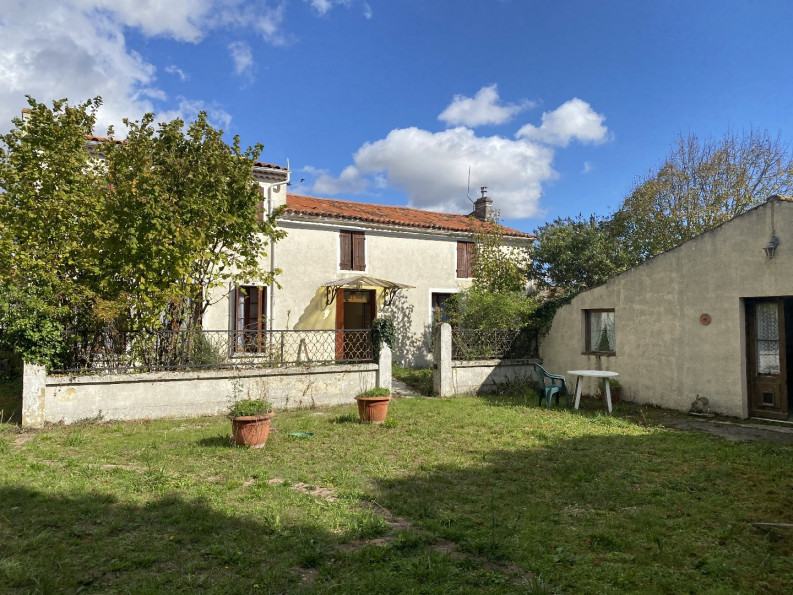 vente Maison de campagne Matha - Photo 1