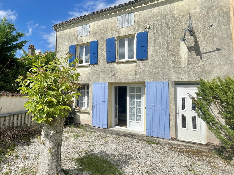 vente Maison de campagne Saint Pierre De L'ile - Photo 1
