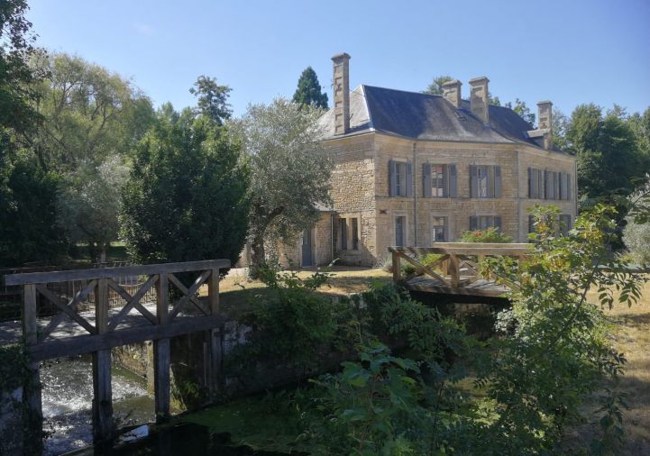 vente Maison de caractère Salles