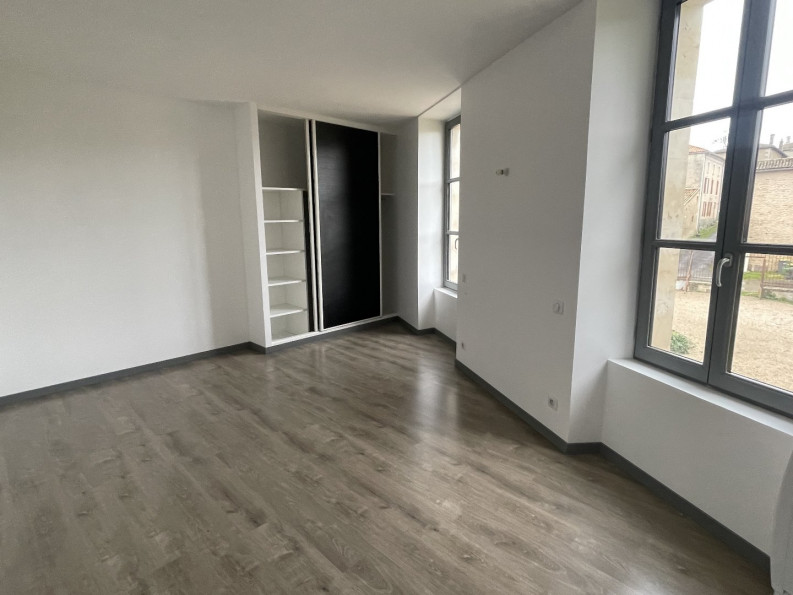 vente Maison Salles - Photo 9