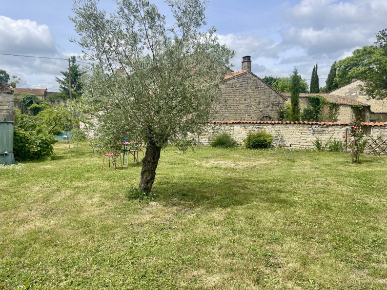 vente Maison de campagne Villefollet - Photo 10