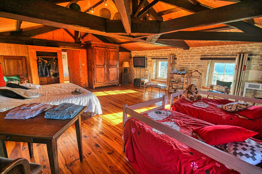 sale Maison de caractère Prisse La Charriere - Photo 9