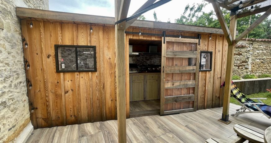 vente Maison et dépendances Lussant