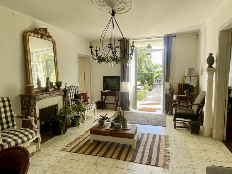 vente Maison de maître Saint Denis Du Pin - Photo 4