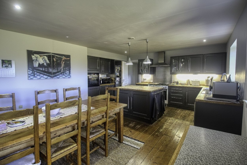 sale Maison de caractère Villeneuve La Comtesse - Photo 11