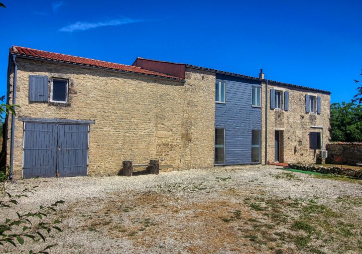 vente Maison de caractère Villeneuve La Comtesse