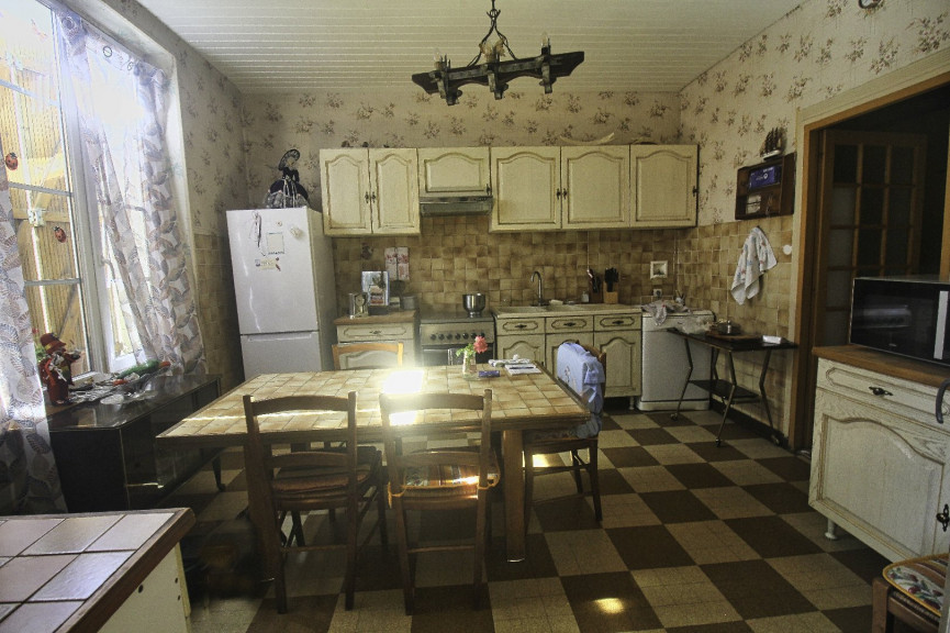 sale Maison de village Villeneuve La Comtesse - Photo 3