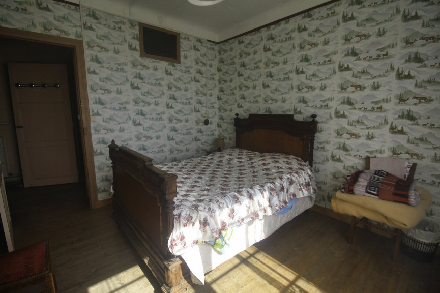 sale Maison de village Villeneuve La Comtesse - Photo 7