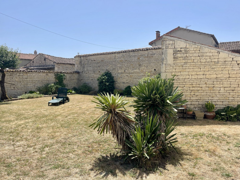 sale Maison Loubille - Photo 7