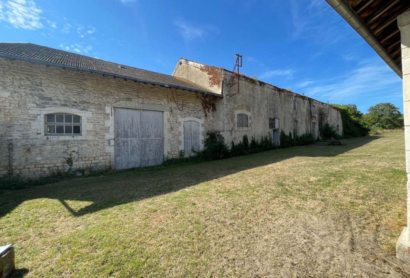 vente Immeuble à rénover Port D'envaux - Photo 1