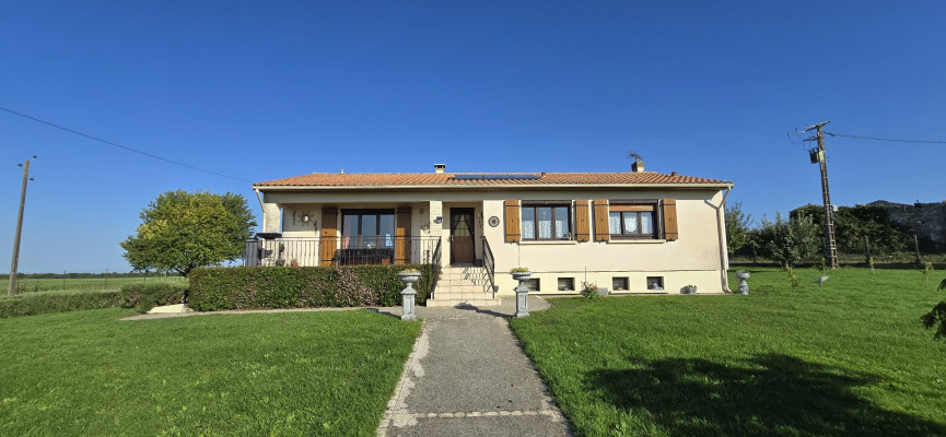 sale Maison de caractère Fontaine Chalendray - Photo 1