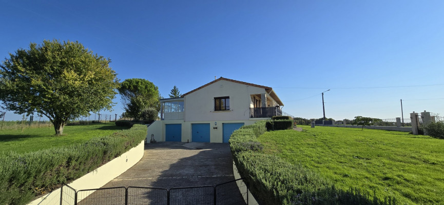 sale Maison de caractère Fontaine Chalendray - Photo 15